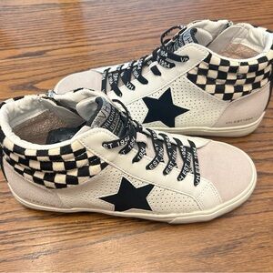 Vintage Havana High top Checkered Sneakers Sz 8